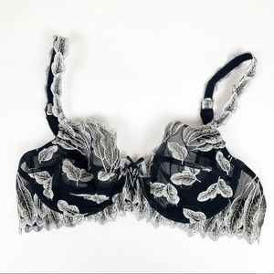 Lise charmel  shear bra with leaf detail